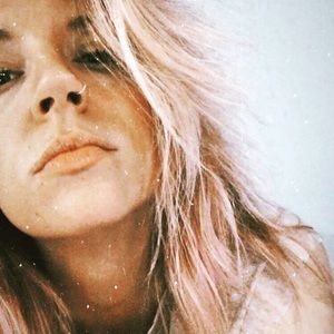 Meet your Posher, Becky